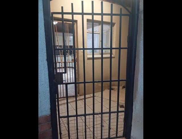 4 BEDROOM PROPERTY TO RENT IN PRIMROSE